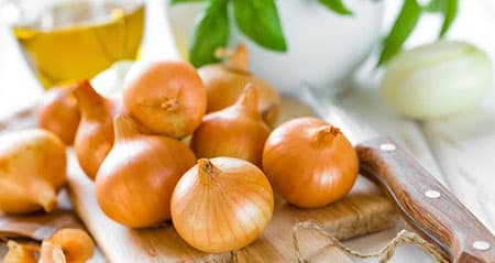 Zwiebeln im Kühlschrank lagern