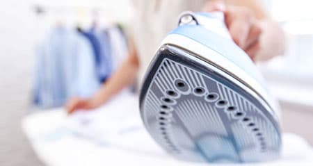 So gleitet das Bügeleisen wieder