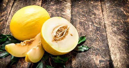 Dieses Obst ist eine: honigmelone