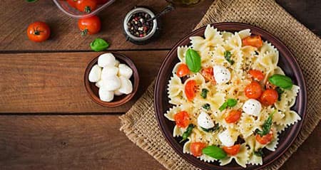 Die Nudel heißt farfalle