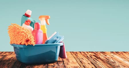 Darum solltest du deine Reinigungsmittel nicht mischen