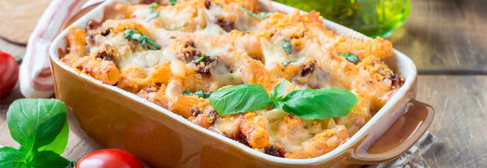 Ein Nudelauflauf mit Ziti