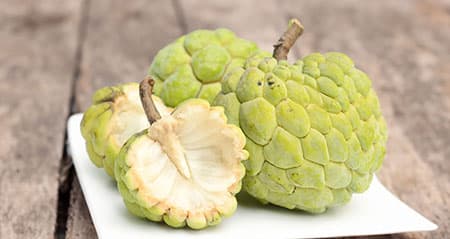 Dieses Obst ist eine: zimtapfel