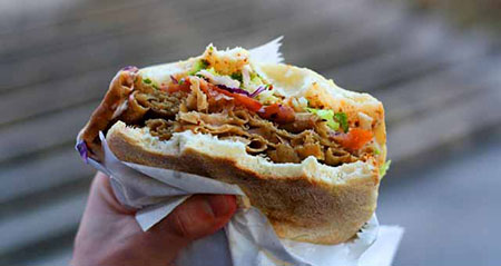 Was stimmt und was nicht zum Thema kommt der Däner aus Berlin