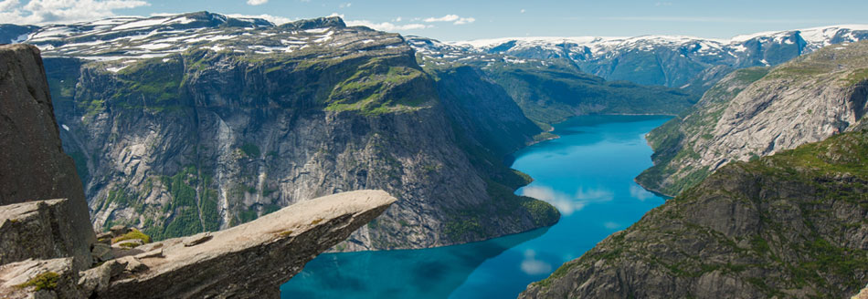 Der Felsvorsprung trolltunga im südwesten norwegens