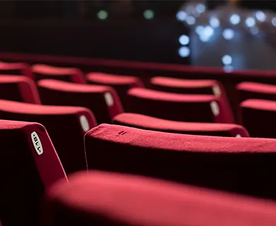 Genieße einen schönen Abend mit deinem Kinogutschein im Kino deiner Wahl und das alles durch deine °Punkte