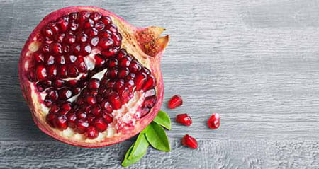 Hier findest du den Haushaltstrick zum Thema granatapfel entkernen