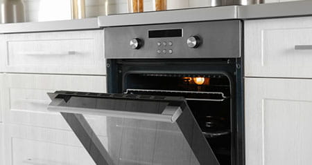 Hier findest du den Haushaltstrick zum Thema backofen putzen